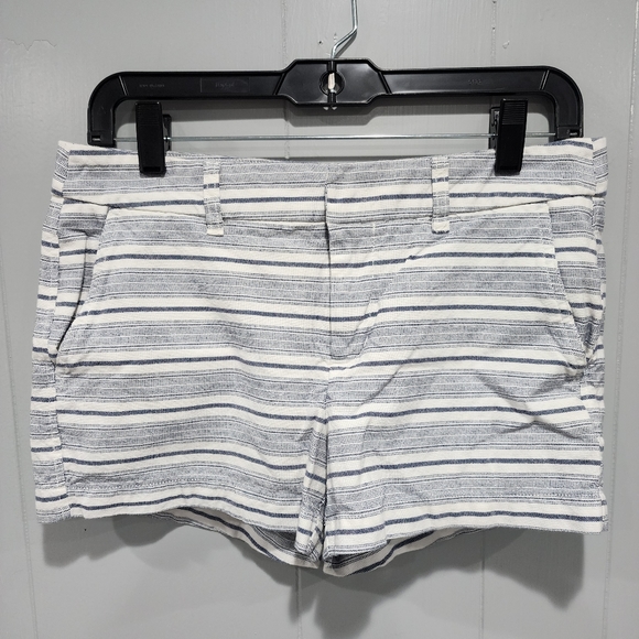 Khakis By Gap The 3” Inseam Short Blue White Chino Shorts, Size 2 - Picture 1 of 5